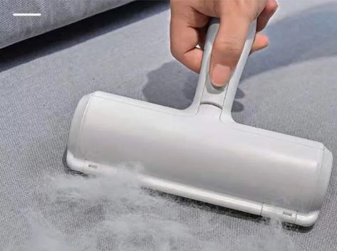 Reusable Pet Hair Remover Roller - Furniture & Fabric